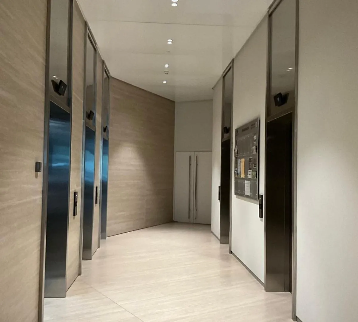 Apartments In Manhattan Residentialcomplexberesteysky Prospekt Κίεβο
